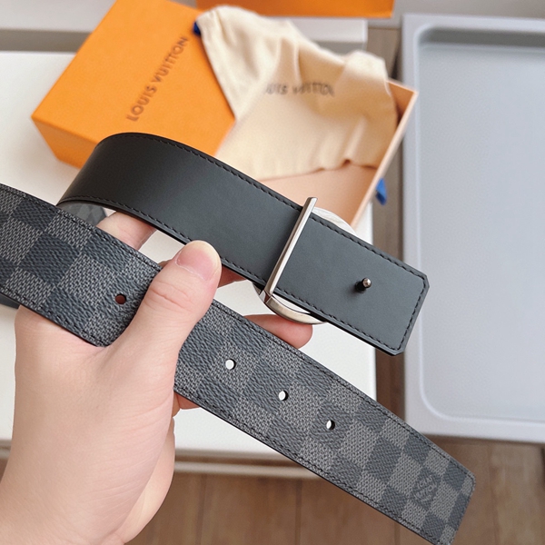 ルイヴィトンベルト着用イメージ